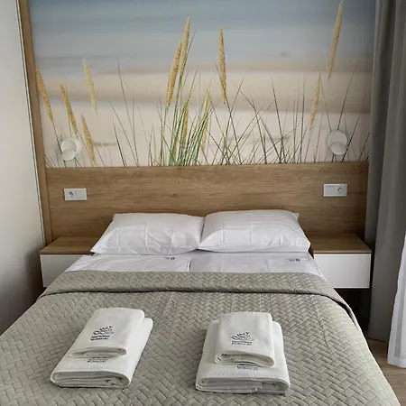 Nadmorski Z Basenem Klifowa Apartment *