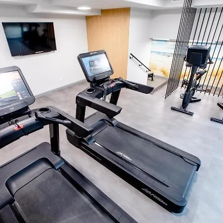 Nadmorski Z Basenem Klifowa Rewal