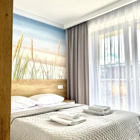 Apartment Nadmorski Z Basenem Klifowa *